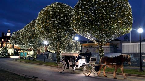 Gaylord Opryland Christmas lights in Nashville