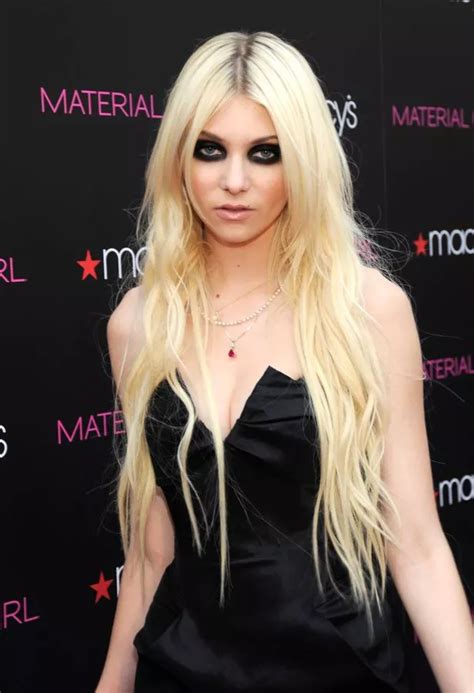 The Grinch Cindy Lou Who star Taylor Momsen unrecognisable 22 years after movie stint - Daily Star