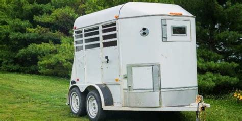 Where Can I Rent a Horse Trailer? A Guide - Equine Desire