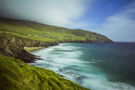 The Emerald Isle, it doesn't get much prettier then that | Emerald isle ireland, Places to go ...