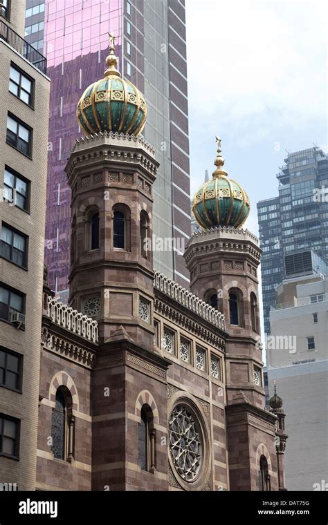 Central Synagogue in Manhattan, New York City Stock Photo - Alamy