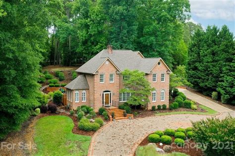 Badin Lake, NC Real Estate - Badin Lake Homes for Sale | realtor.com®