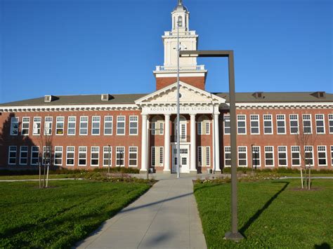 Roosevelt High School, USA - LIGMAN - ES