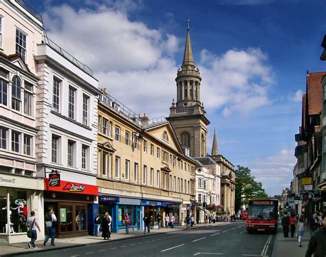 Oxford's High Street | The High Street in Oxford, England, r… | Flickr