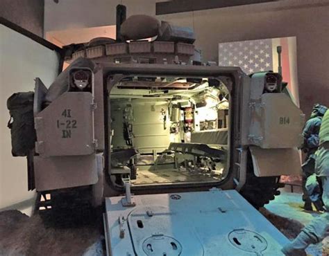 Bradley Fighting Vehicle Interior Pictures | Brokeasshome.com