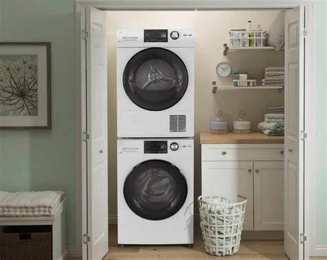 Disadvantages Of Stacking Washer And Dryer? 4 issues and great tips ...