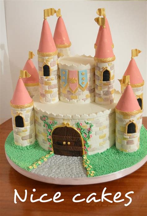 Princess Castle cake - Decorated Cake by Paula Rebelo - CakesDecor