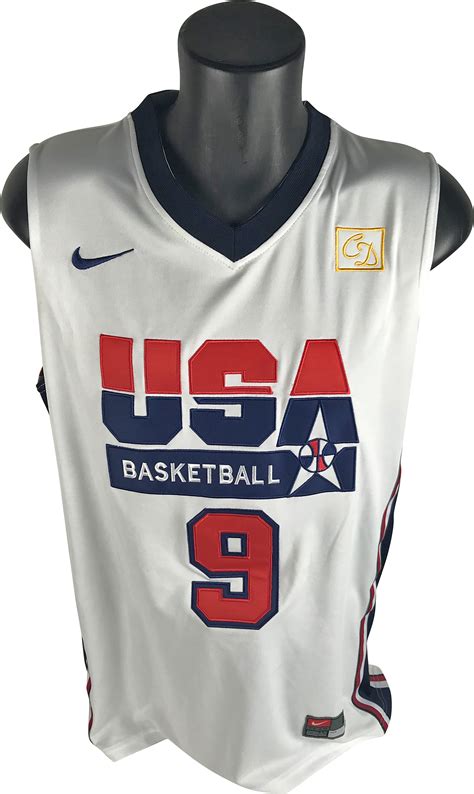 Lot Detail - Michael Jordan Signed Dream Team USA Jersey (Upper Deck)