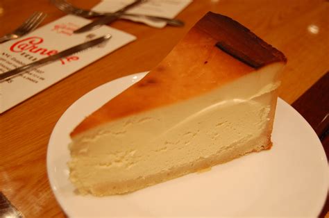 Carnegie Deli - Cheesecake | Yusuke Kawasaki | Flickr