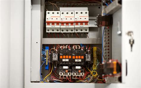 Explore Power Distribution Box Types and Functions - TONGOU Electrical