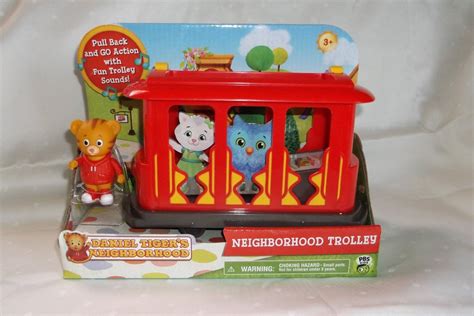 Amazon.com: Daniel Tiger's Neighborhood: Neighborhood Trolley. Includes ...