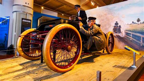 Henry Ford Museum "Driving America Exhibit" in Dearborn Michigan - Car Collectors Club