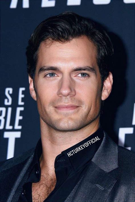 Henry Cavill. Handsome Men Quotes, Handsome Arab Men, Handsome Actors ...