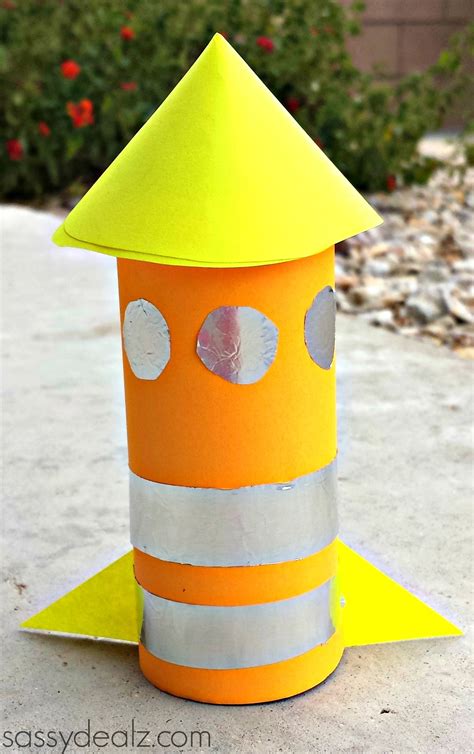 Rocket Toilet Paper Roll Craft For Kids - Crafty Morning | Artesanato ...