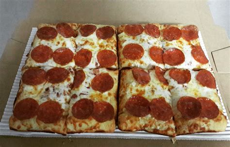 little caesars stuffed crust pepperoni pizza