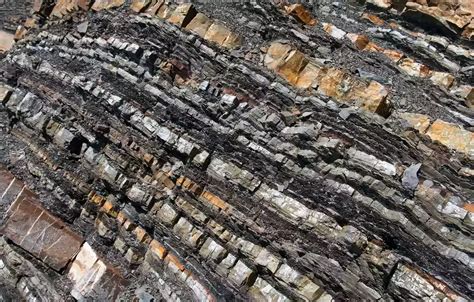 What's the Difference Between Shale and Slate Rock? | Shale, Slate rock ...