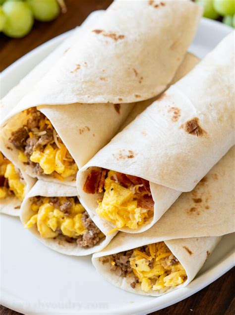 Freezer Friendly Breakfast Burritos - I Wash You Dry