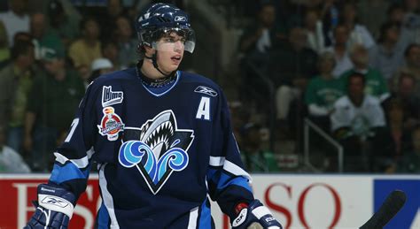 QMJHL, Rimouski Oceanic retire Sidney Crosby's jersey number, receives ...