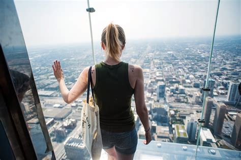 Skydeck Chicago - Look Out From a Towering Observation Deck - Go Guides