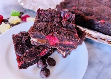 Crunchy Dark Chocolate Raspberry Bars – Recipe! - Live. Love. Laugh. Food.