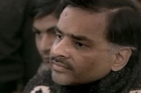 10 Twisted Facts About Javed Iqbal, The Pakistani Serial Killer - Listverse