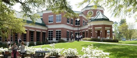 Campus and Community: Belhaven University | Jackson, MS