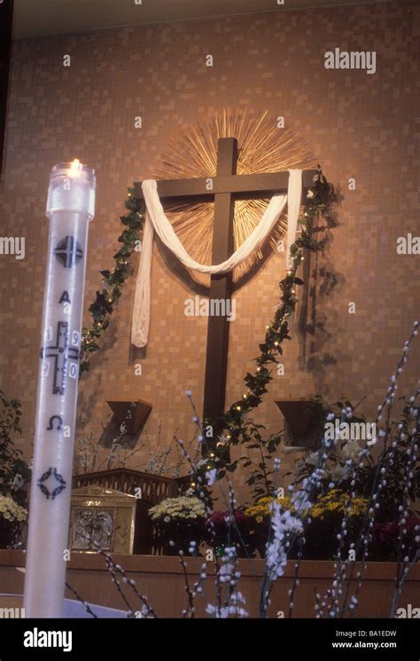 Cross altar cloth church Easter candle Catholic mass Stock Photo - Alamy