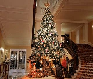 The Christmas Tree Archive: Christmas Tree Designs - Claridge's