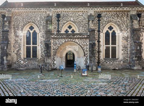 Winchester Castle, view of the entrance to the 12th century Great Hall ...