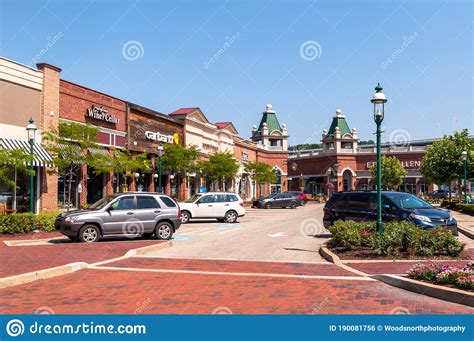 Homestead, Pennsylvania, USA 7/10/20 Shops in the Waterfront Shopping Complex Editorial Photo ...