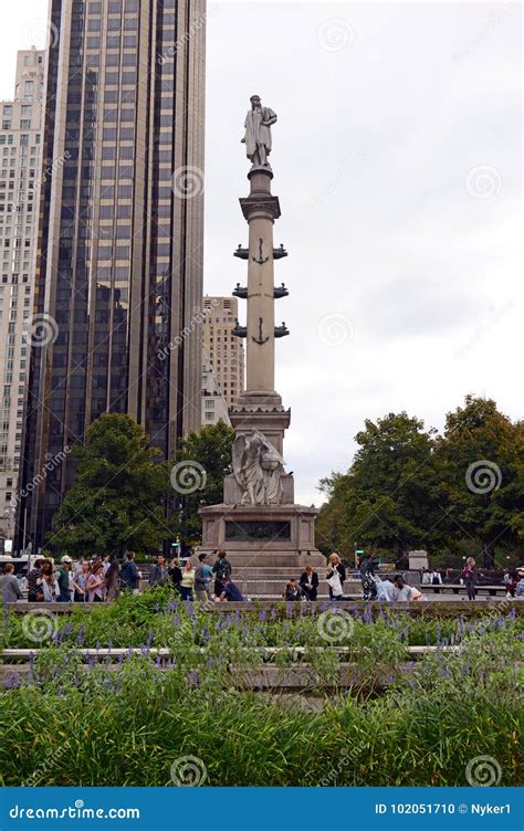 Christopher Columbus Statue in New York City Editorial Image - Image of ...