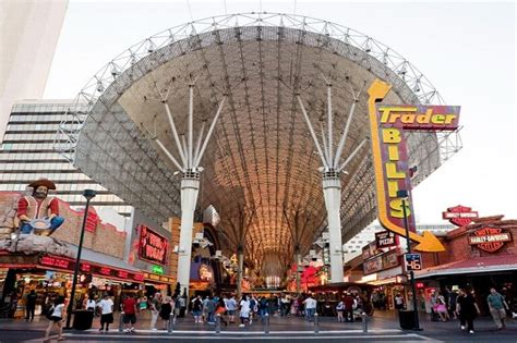 Top Hotels in Downtown Las Vegas | Fremont Street Experience