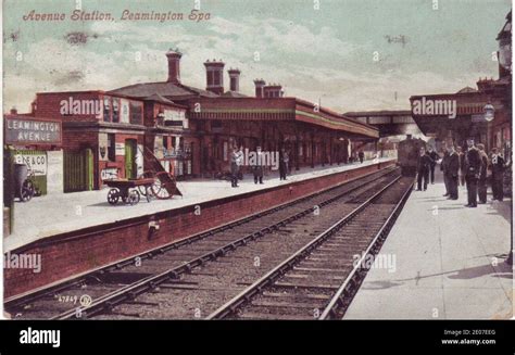 Leamington Spa Avenue station Stock Photo - Alamy