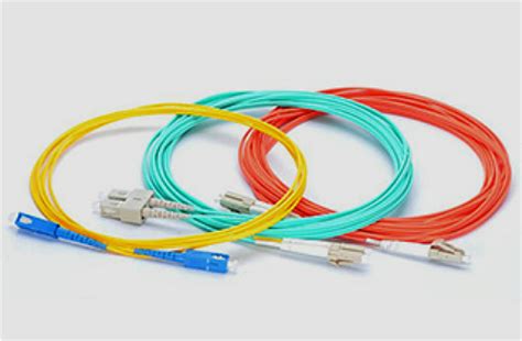 Size and Weight Advantages of Fiber Optic Cable over Copper Cable