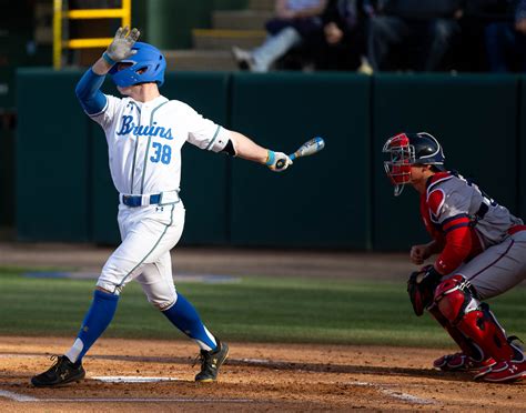 No. 8 UCLA baseball sweeps College Baseball Classic with 10-1 win over ...