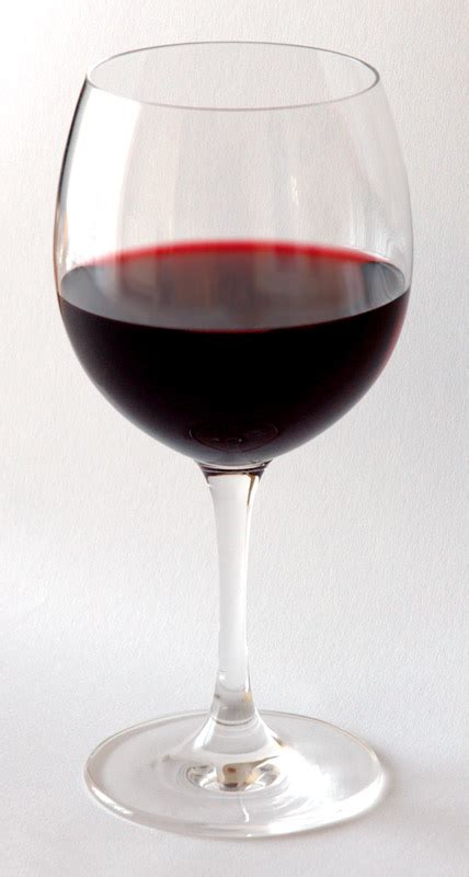 File:Red Wine Glass.jpg - Wikipedia