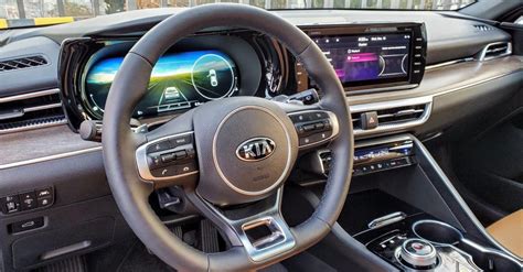 Kia Has Replaced the Optima with the 2021 K5 - DealersU