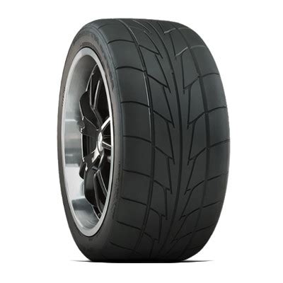 Nitto NT 555R Drag Radial 275/40R17