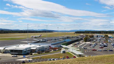 Tourism industry says delays at Hobart Airport need urgent attention | The Mercury