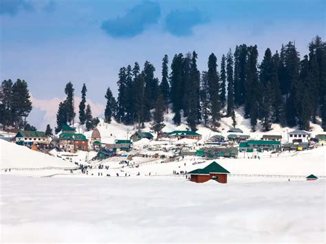 Places in India that receive snowfall in summers! - Travel India Alone ...