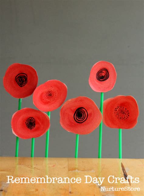 Poppy wreath Remembrance Day craft for children - NurtureStore