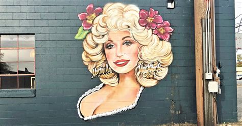 Dolly by MuckRock - nashville public art