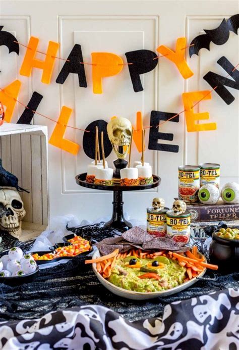 20++ Cool Halloween Party Ideas - HOMYHOMEE