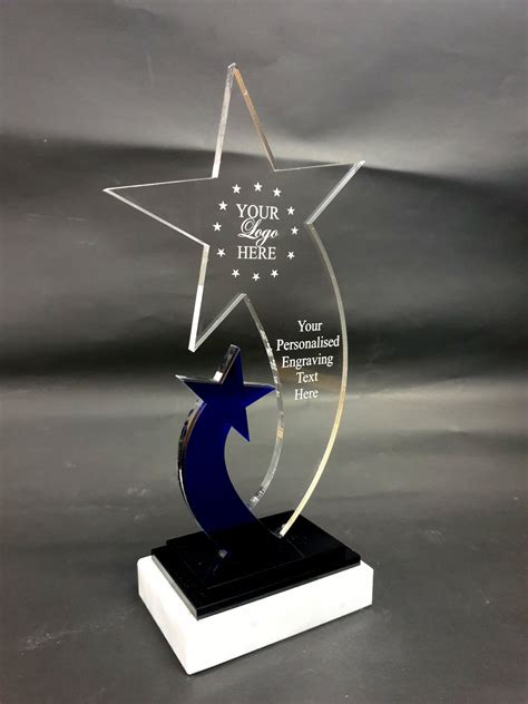 Star Acrylic Award - Woolf's Trophies And Engravers