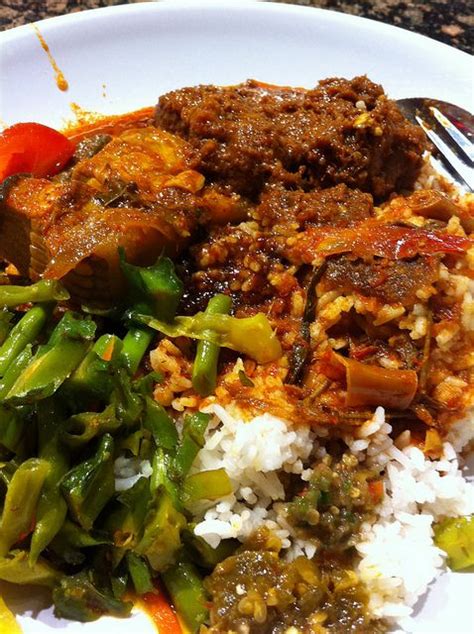 nasi padang | Asian recipes, Indonesian food, Traditional food