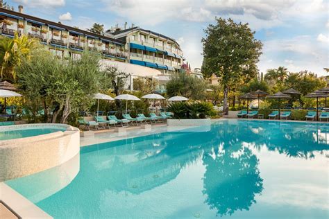 The Best Hotels In Sirmione Lake Garda - Budget To Luxury - ItsAllBee | Solo Travel & Adventure Tips