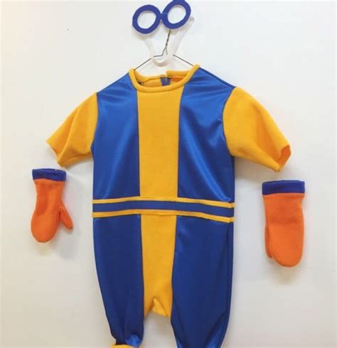 Troublemakers costume from team umizoomi