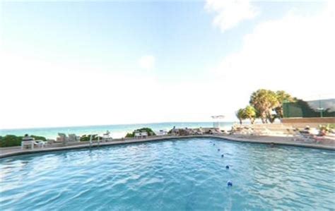 Ocean Manor Beach Resort in Fort Lauderdale (FL) - Room Deals, Photos & Reviews