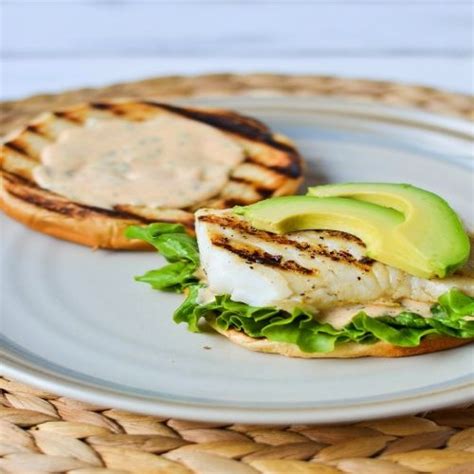 Grilled Fish Sandwiches with Smoked Paprika, Lemon & Garlic "Aioli"