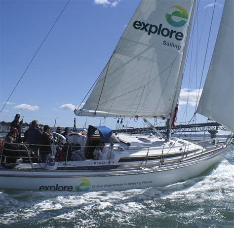 Sailing and dinner cruises on Auckland Harbour